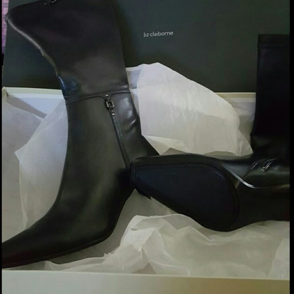 Leather boots - Picture 2 of 2